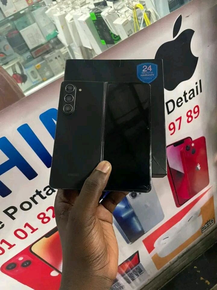 Samsung Galaxy Z Fold3