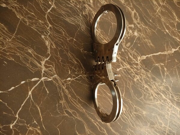 Menottes en acier inoxydable