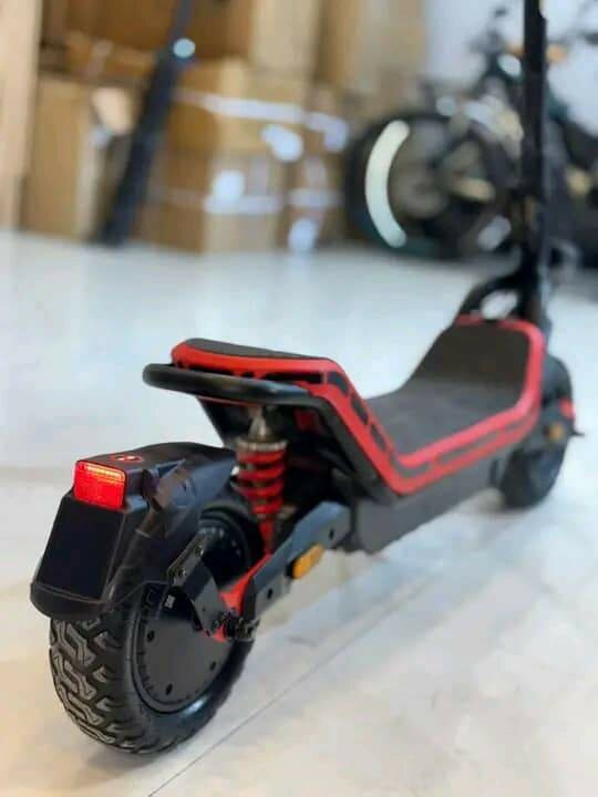 Trottinette électrique tout-terrain