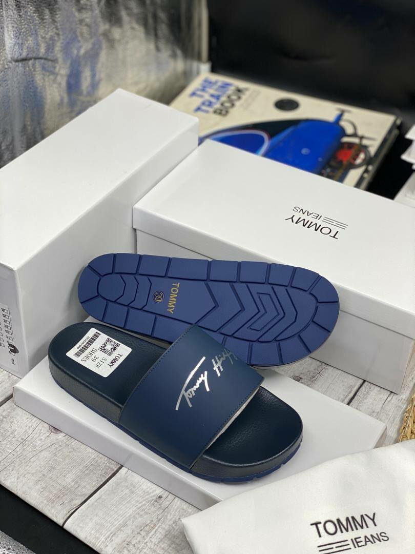 Tommy Hilfiger quality slippers