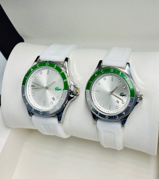 Montre couple Lacoste élégante