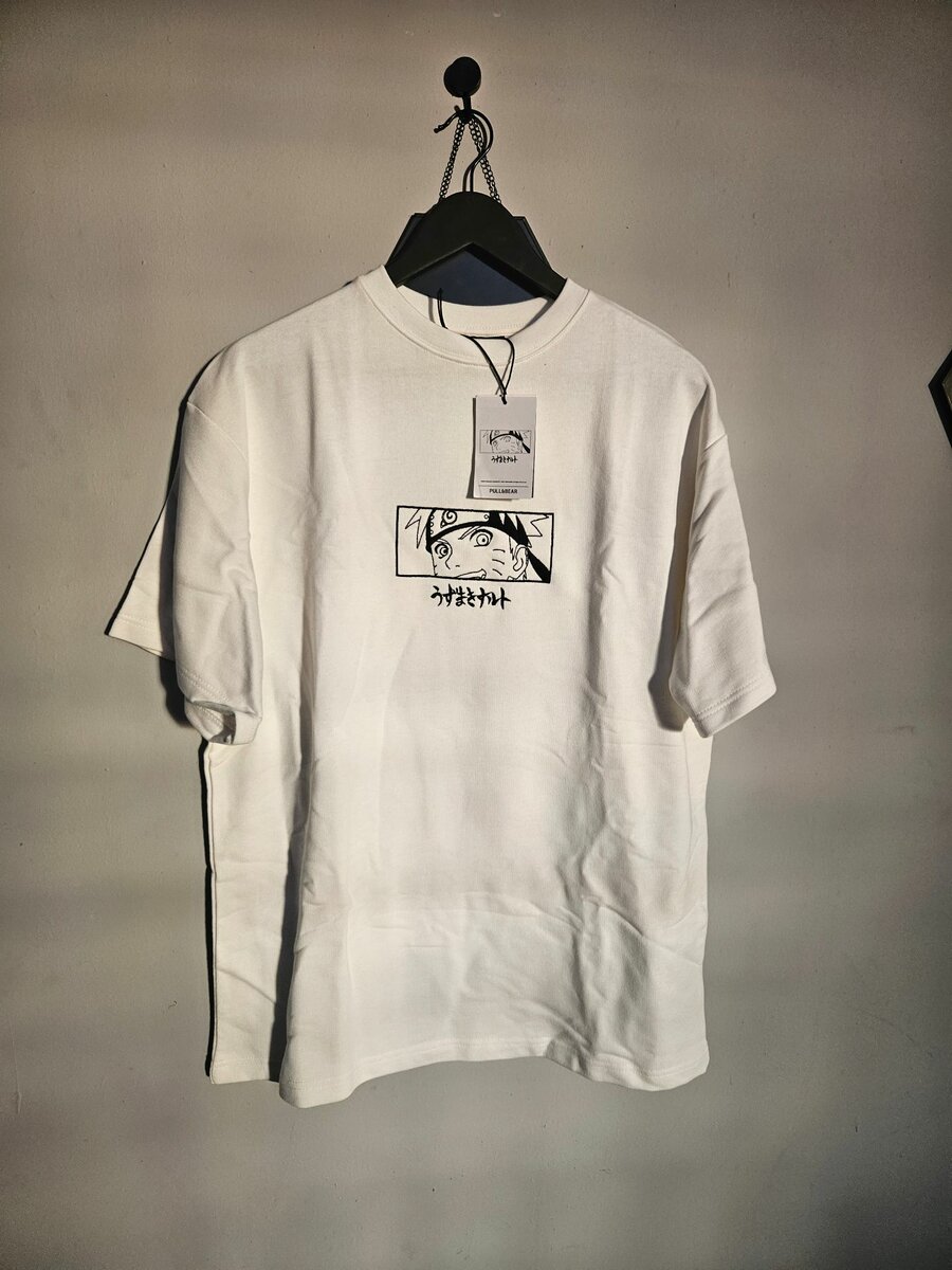 White naruto embroided Tee ( pull and bear)