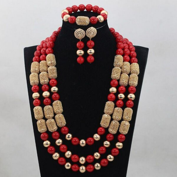 Collier perles rouges dorées