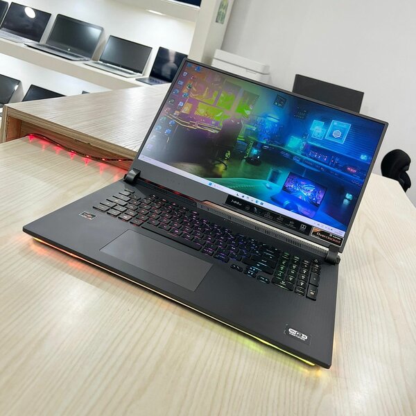 Ordinateur portable gaming RGB