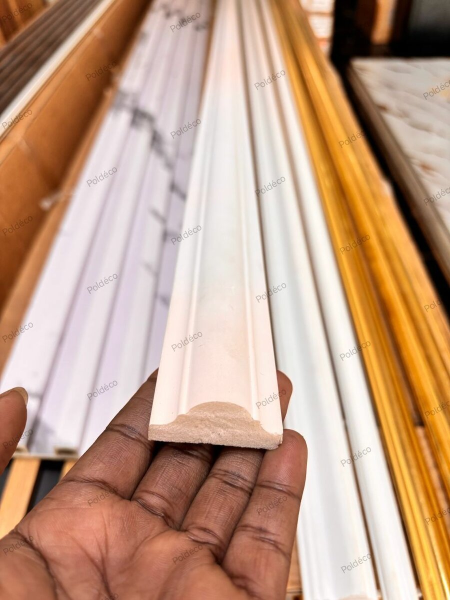 Moulure murale élégante