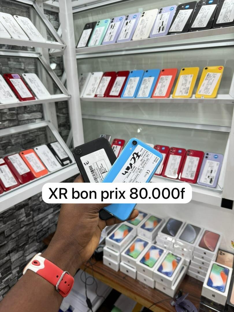 Tout iPhone disponible