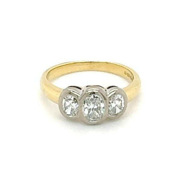 Ladies engagement ring