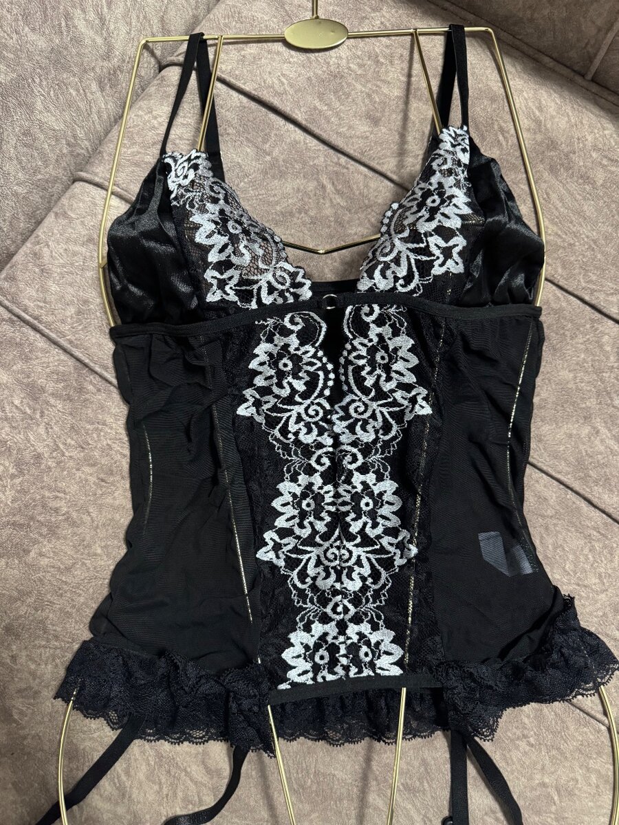 Ensemble Noir en dentelle