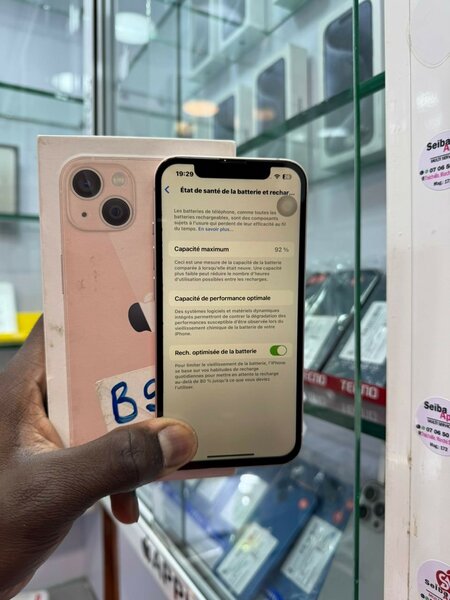 iPhone 13 simple
