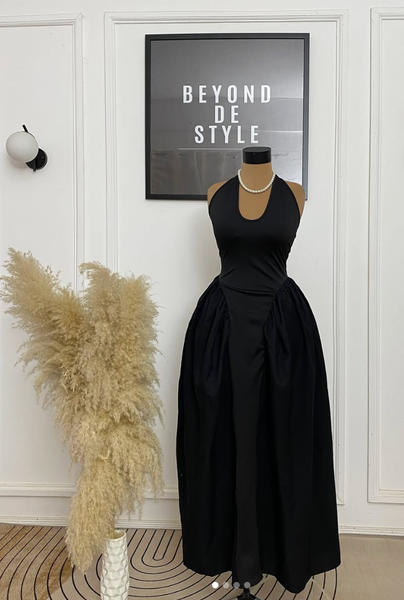 SWEET GIRL SNATCHED MAXI DRESS