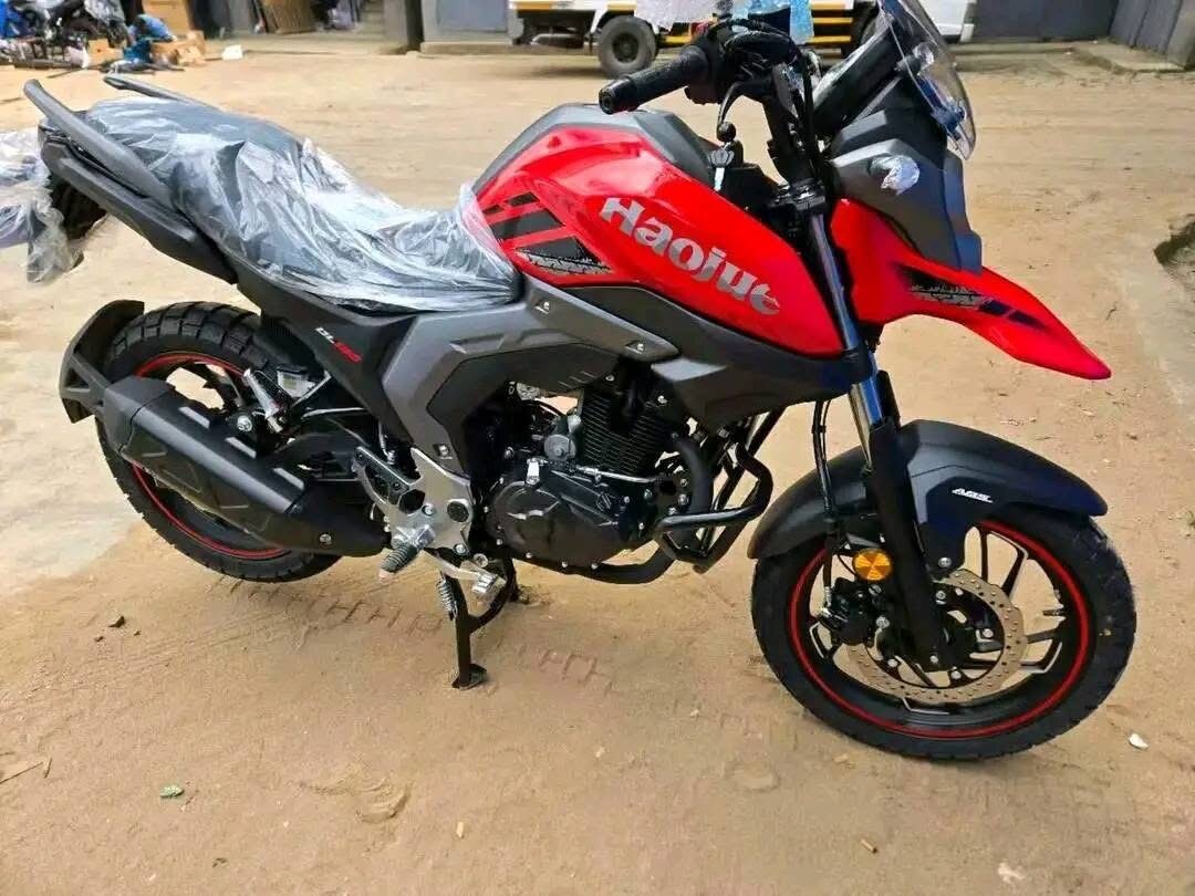 Moto Haouj DL250 puissante