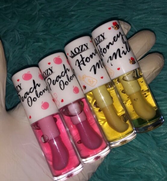 Gloss à lèvres parfumé