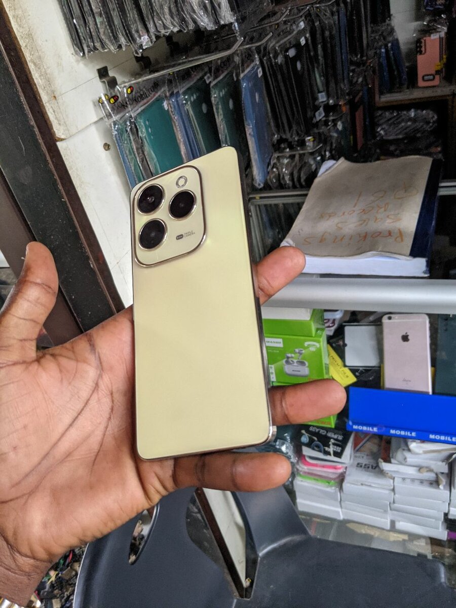Infinix hot40i 256gb