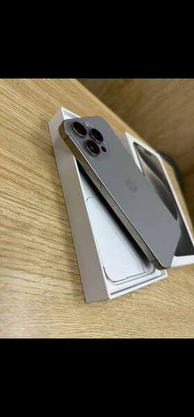 iPhone 15pro max propre