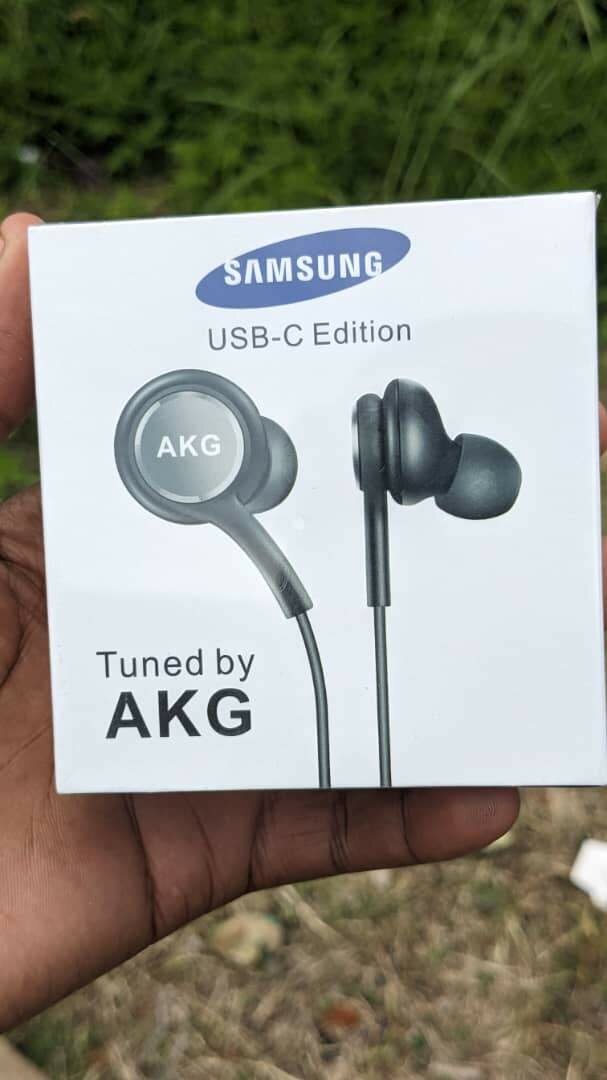 Samsung AKG TYPE C HEADSETS
