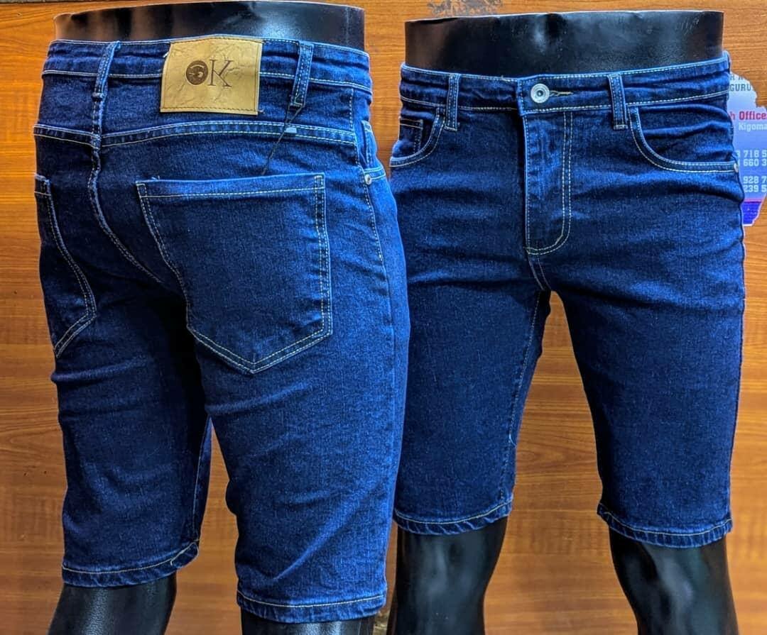 Short jeans