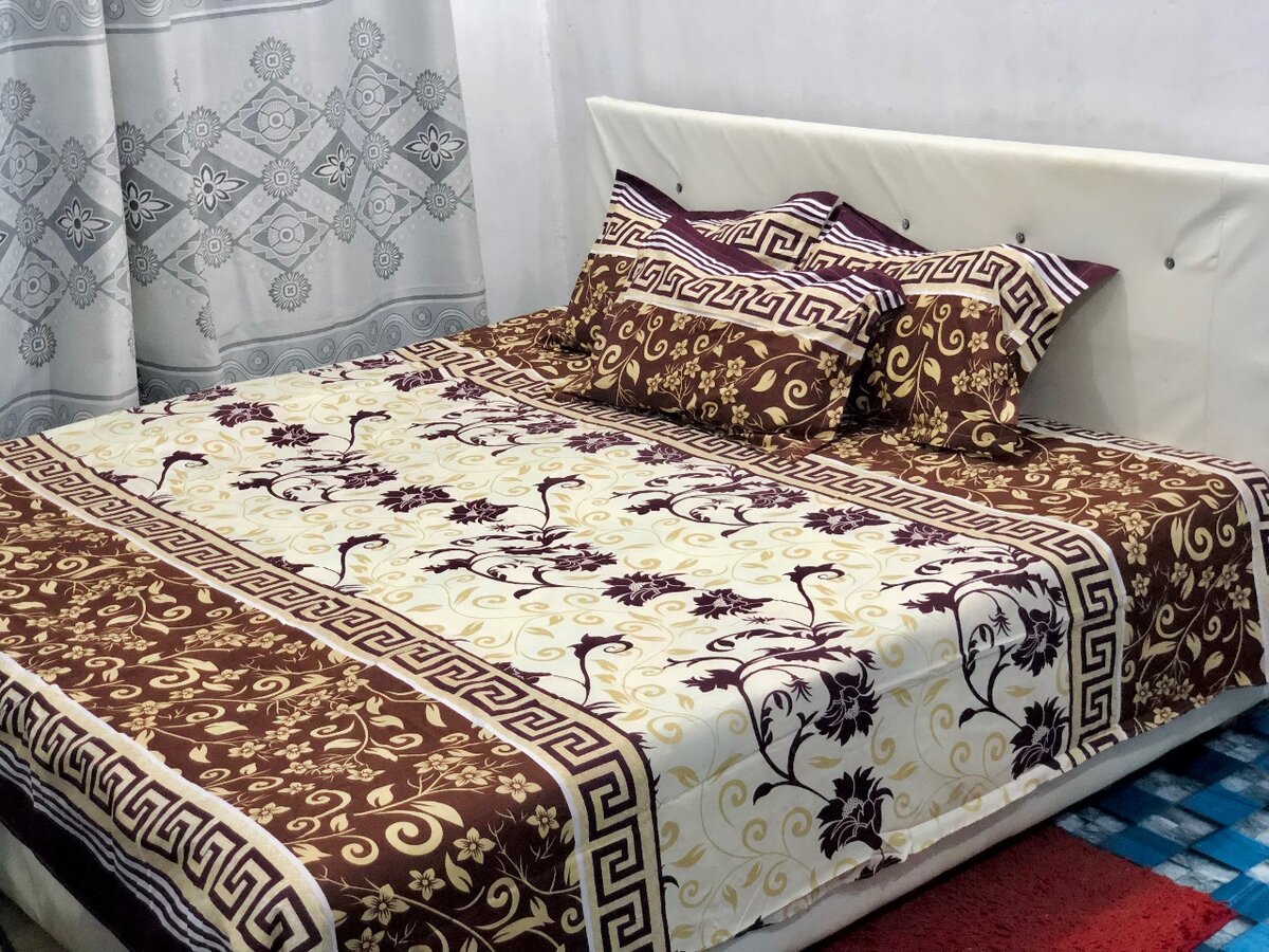 Bedsheet with pillow cases