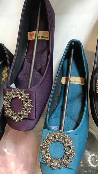 Fleat shose