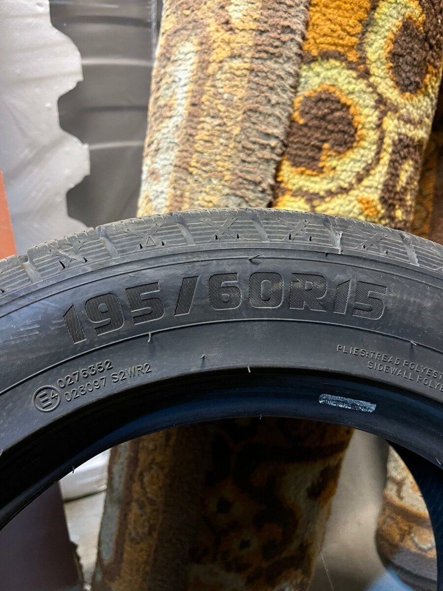 Шины размер 196, 60 r15, комплект 10000 сом. Почти новые, ка