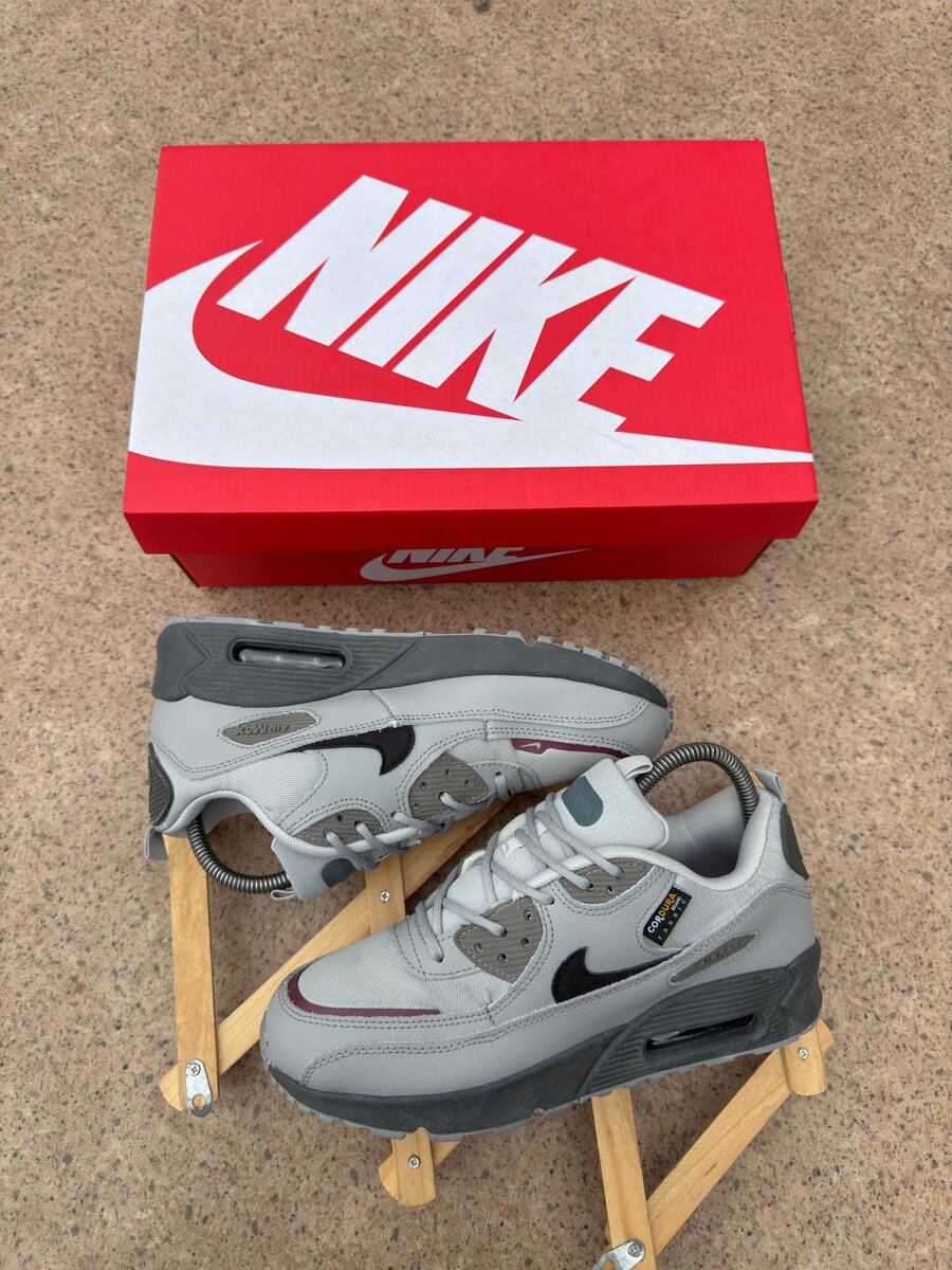 Nike Air Max 90 Gris Unisex