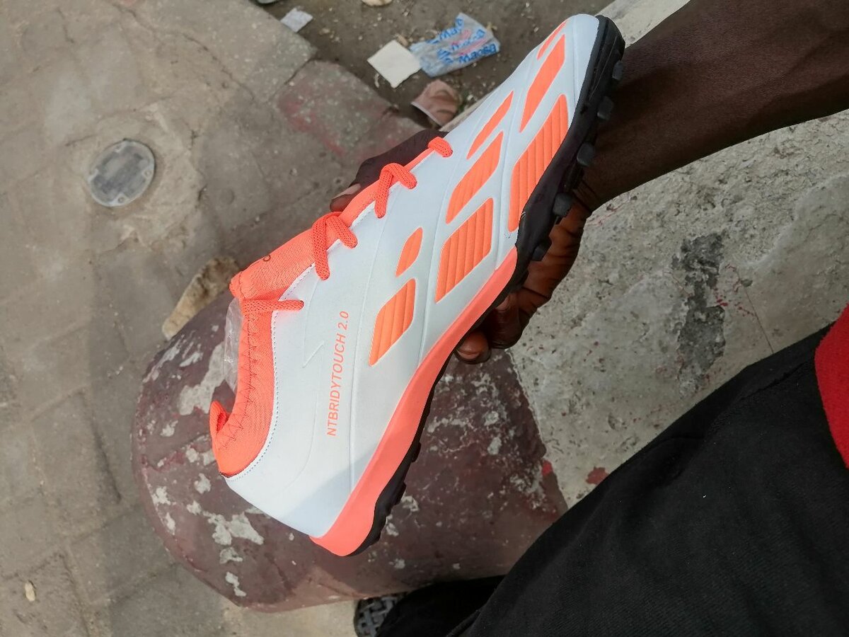 Chaussures de Football Predator