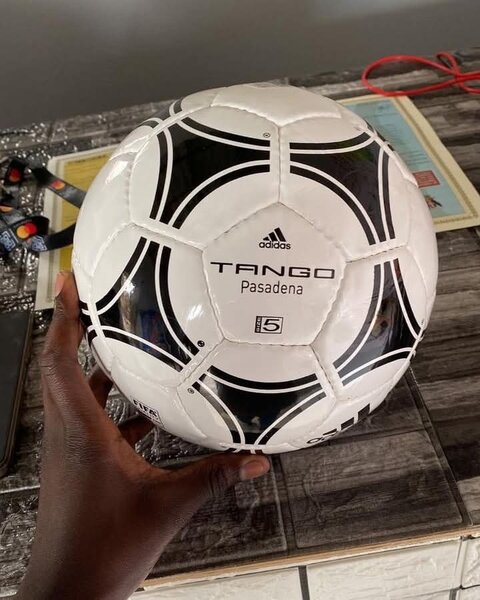 Tango Pasadena Football