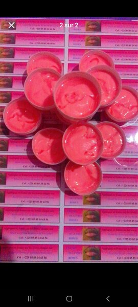 Crèmes lèvres roses