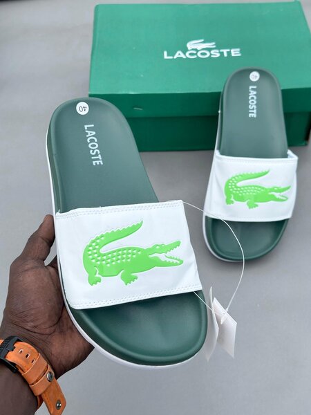 Sandales Lacoste