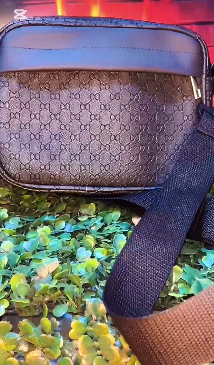 Sac à bandoulière élégant