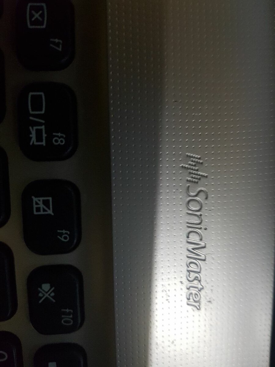 Ordinateurs Asus mais sont écran touché