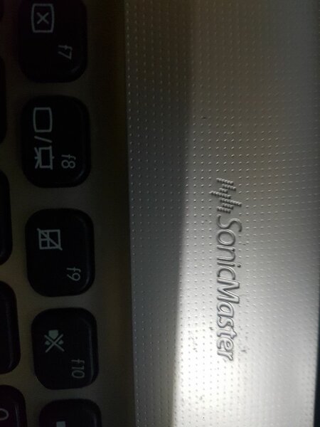 Ordinateurs Asus mais sont écran touché