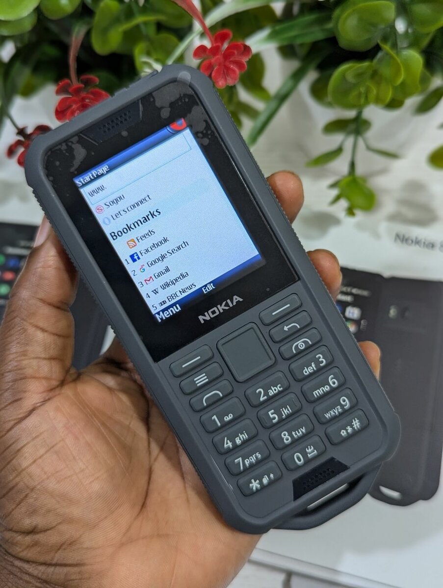 Nokia 800 Tough 2G Black