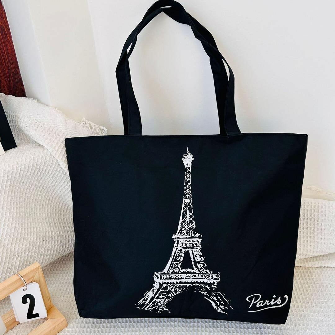 Tote bags
