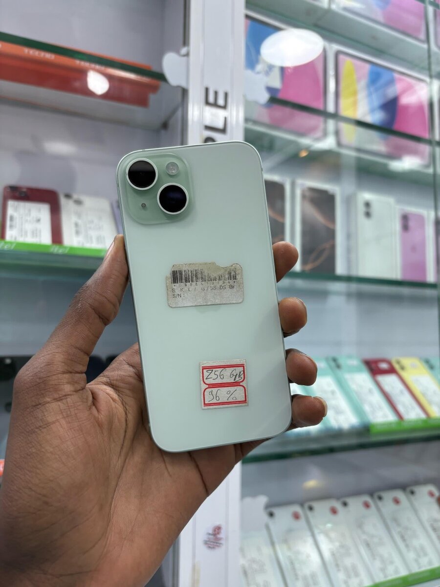 15 simple 256giga Casi neuf