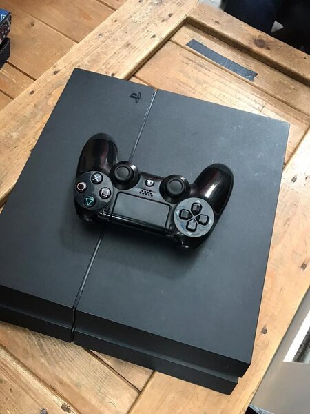 PS4 standard with games