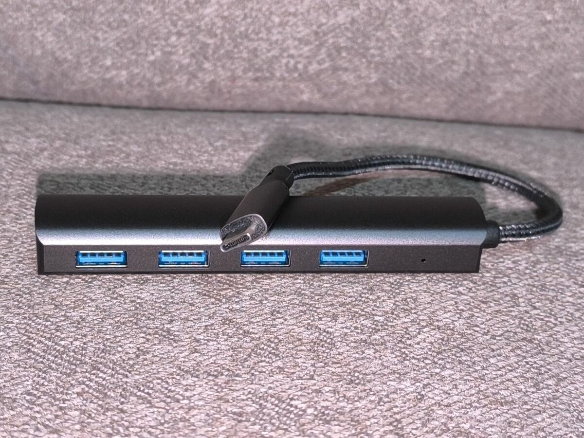 Hub USB-C 4 Ports