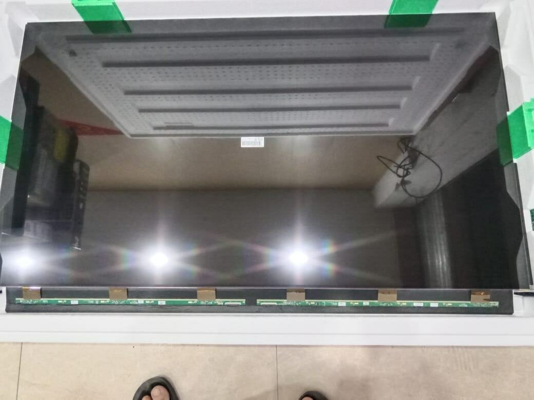 Samsung and lg and sony all panel available