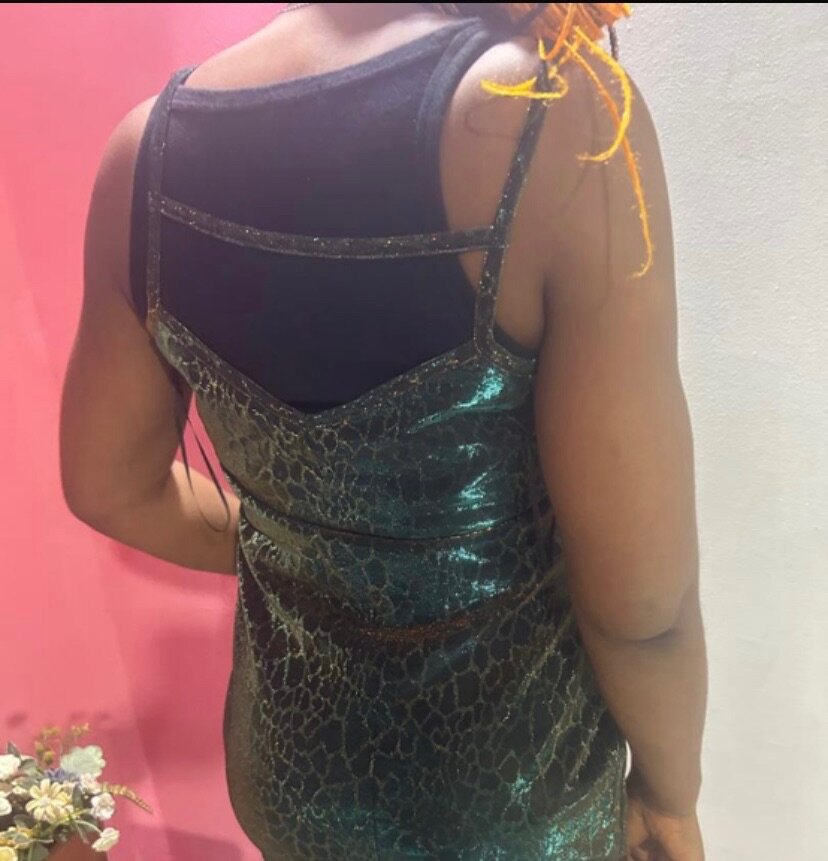 Robe moulante scintillante