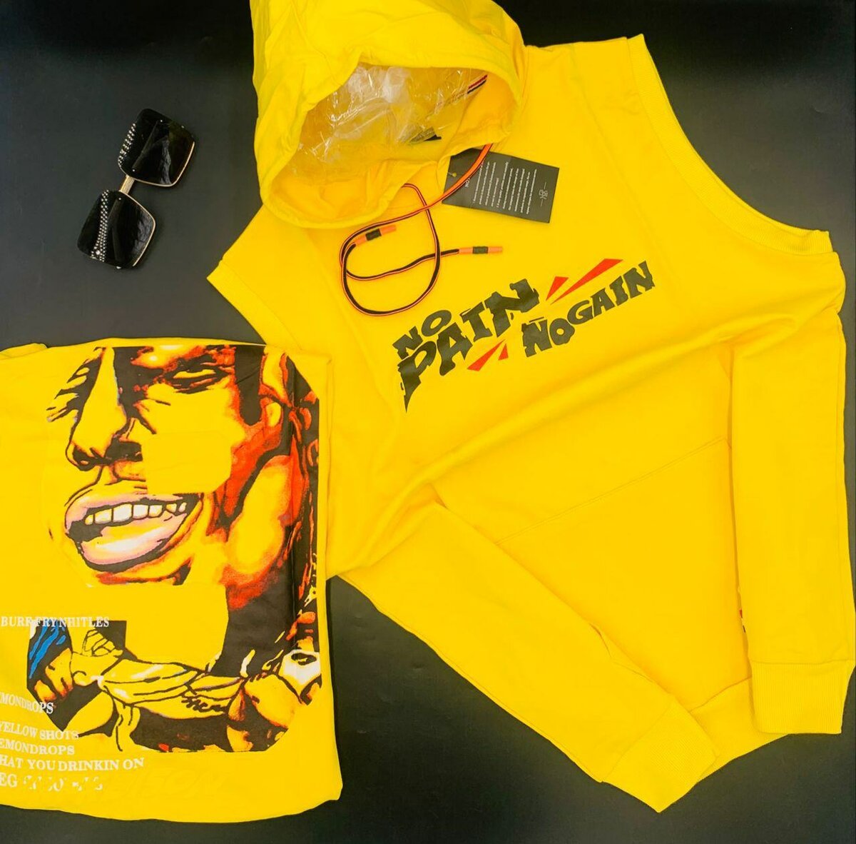 UNIQUE UK ARMLESS SWEATER