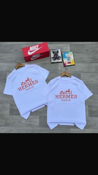 White T-shirt with print