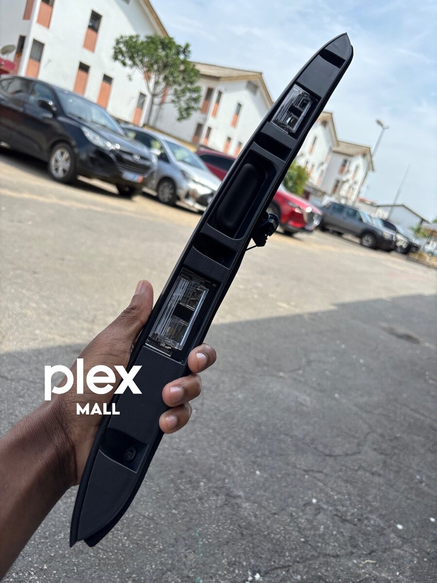 BAGUETTE DE COFFRE BMW E46