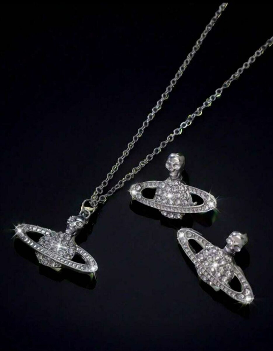 Collier et Boucles en Strass