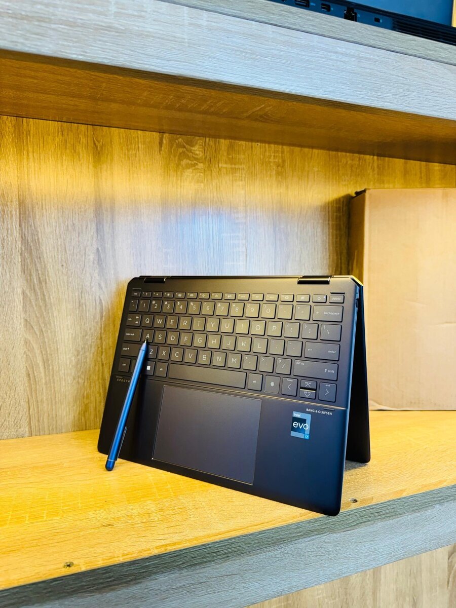 HP HP Spectre x360 2-in-1 Laptop