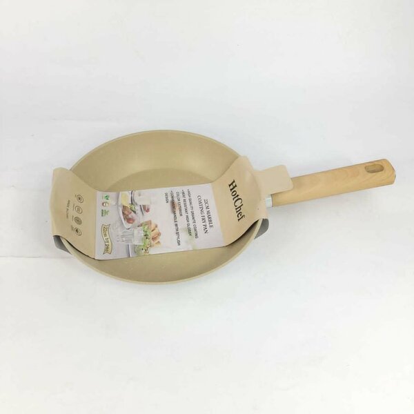 Poêle à frire anti adhésive .