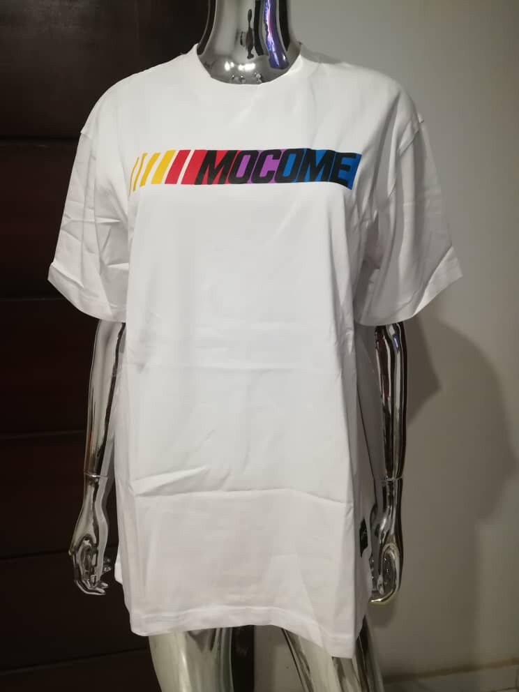 Chemise bleue élégante