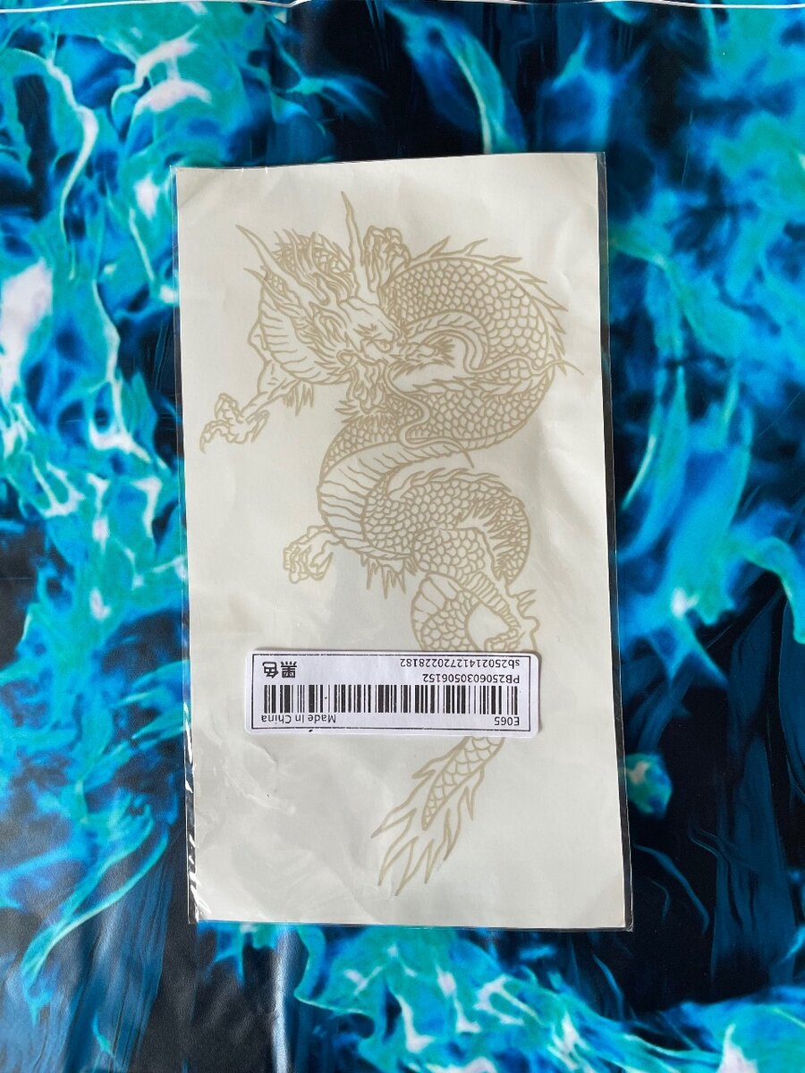 Tatouages temporaires variés