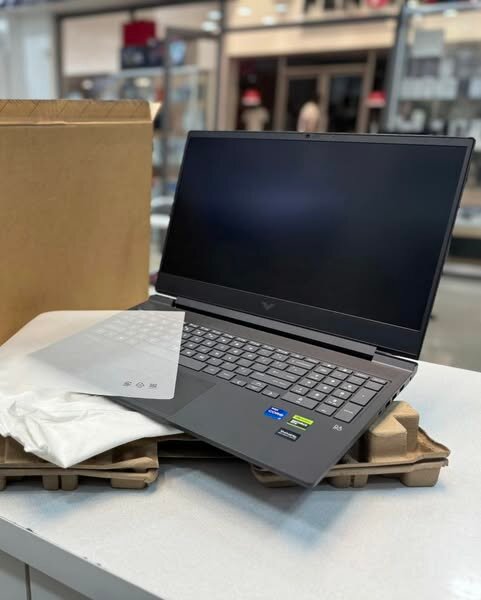 HP Victus by HP Gaming Laptop 16T R000