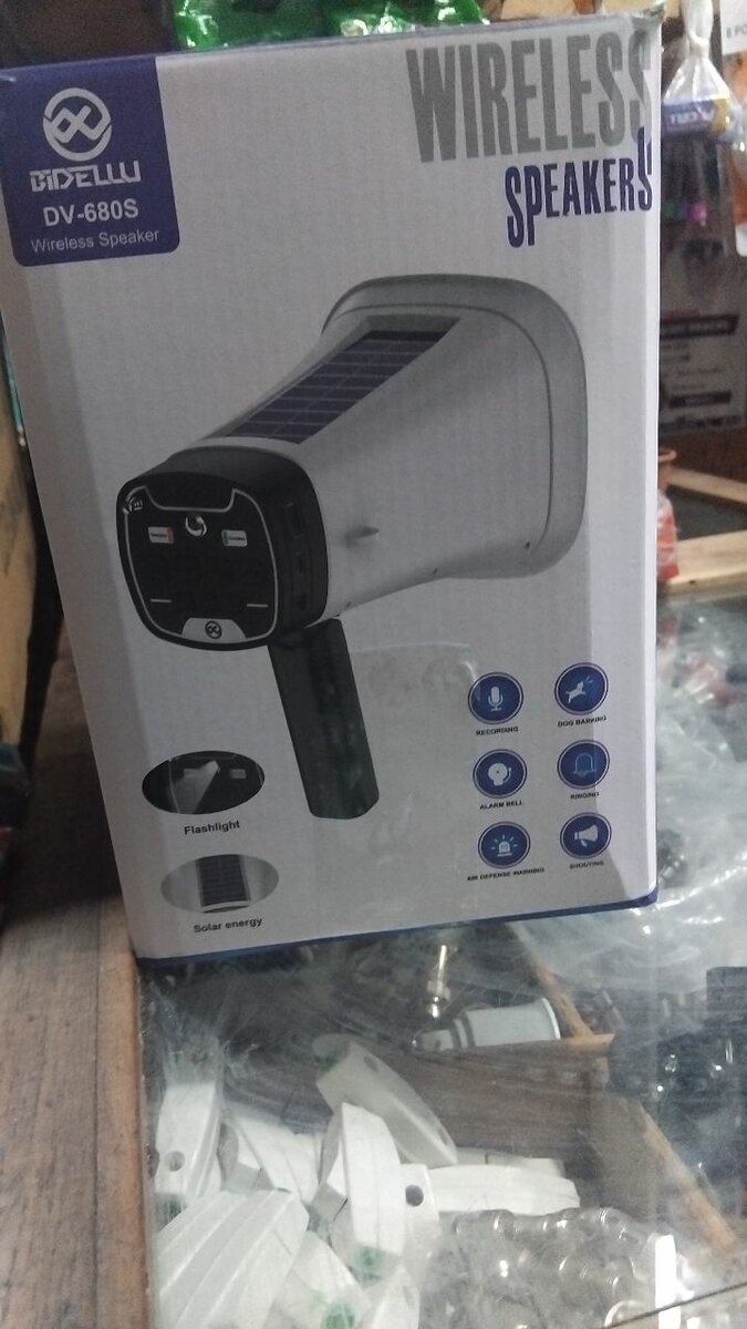 Megaphone solaire DV-680S