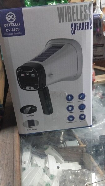 Megaphone solaire DV-680S