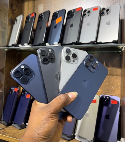 IPHONE 15 pro max 256gb